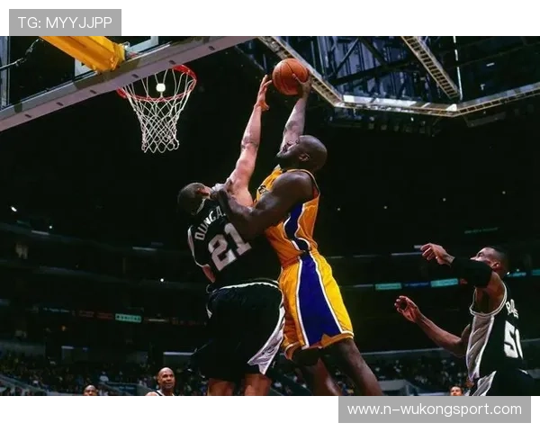 奥尼尔篮下强攻效率提升显著 制约对手内线防守体系