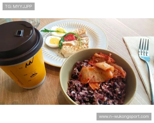 浓眉哥家里请了三个厨师就为了做低脂餐